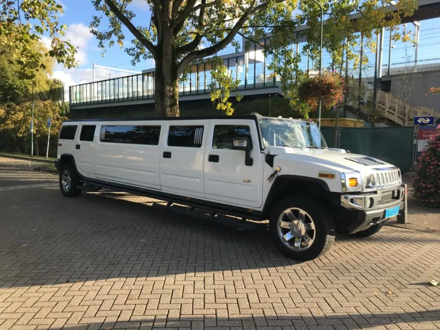 Hummer H2 wit limousine huren Utrecht