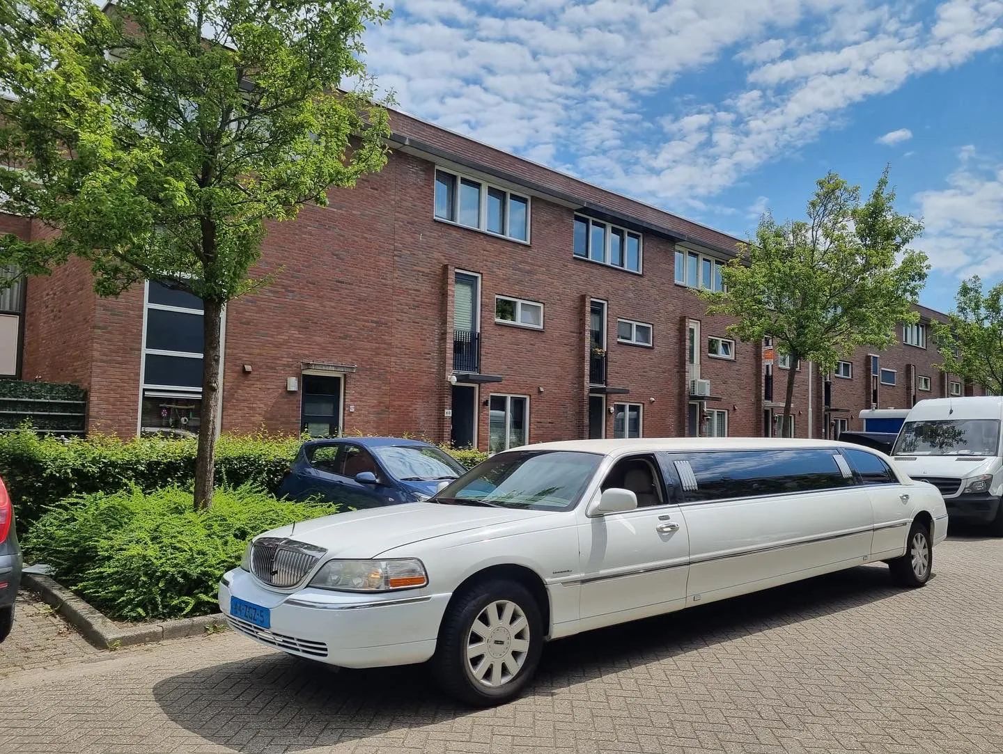 Lincoln limousine - limousine huren Utrecht