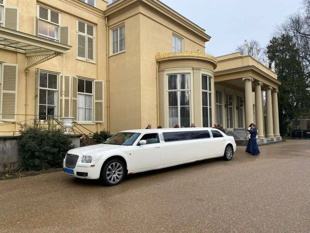 Chrysler Limousine wit